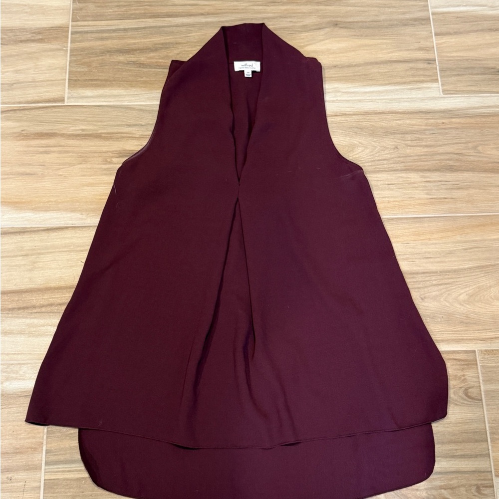 Wilfred Aritzia Women's Sleeveless Burgundy Nuit Top